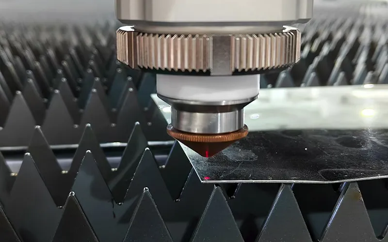 Laser Cutting Machine